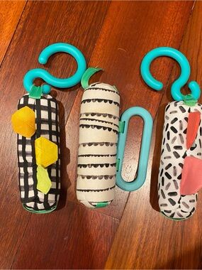 Lovevery Baby Sensory Link Set from The Looker Kit 0-12 Weeks EUC